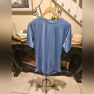 Lululemon men shirt size L